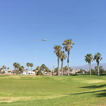 Amarilla Pebble Beach サンミゲル・デ・アボナ